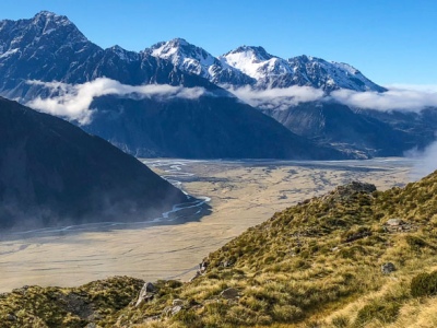 New Zealand day hike Sealy Tarns