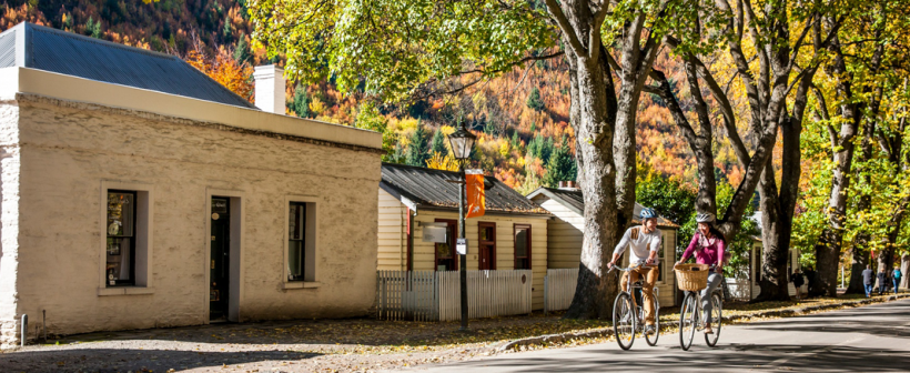 Arrowtown street autumn bike