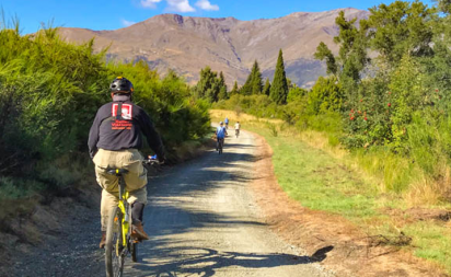 biking the arrow river trail header