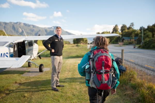 Fly in a bushplane through Siberia Valley