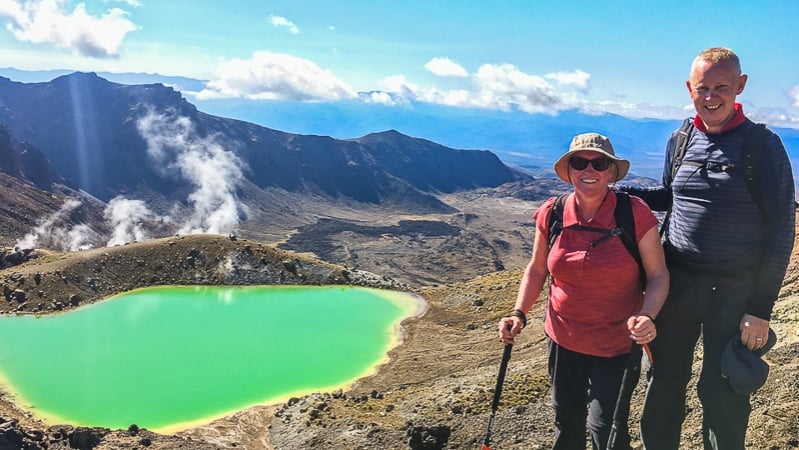 emerald lake tongariro crossing