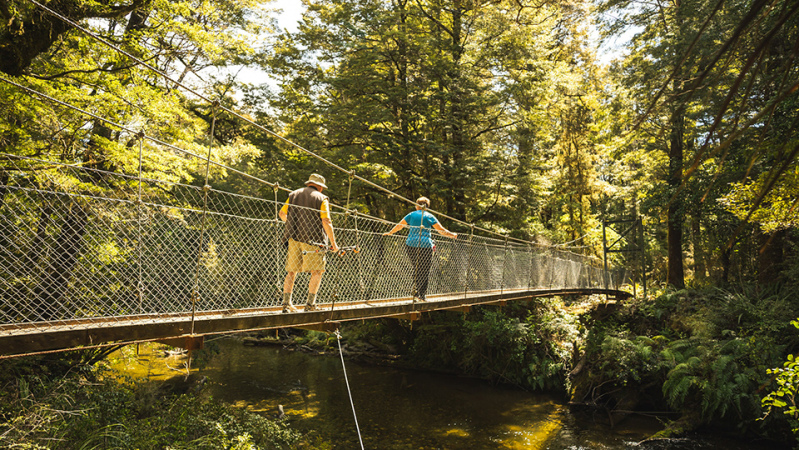 Kepler Track in November swingbridge