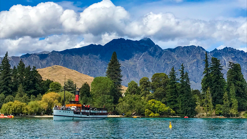 Queenstown Earnslaw