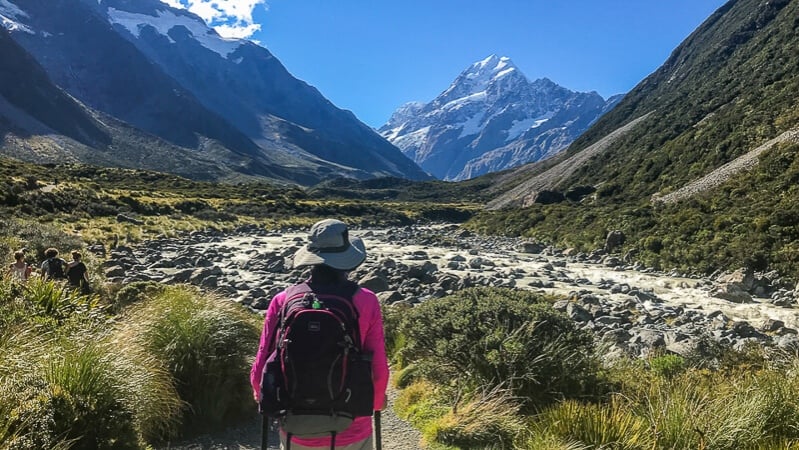 Luxury hiking in New Zealand on the Hooker Valley Track