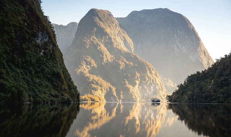 Doubtful Sound cruise New Zealand