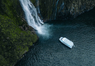 Cruise Milford Sound