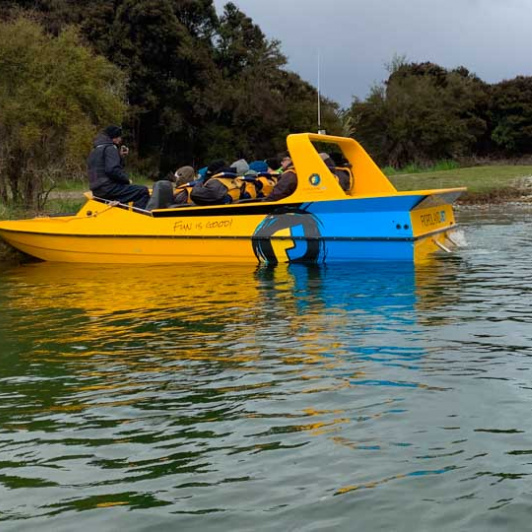 waiou river lake manapouri2